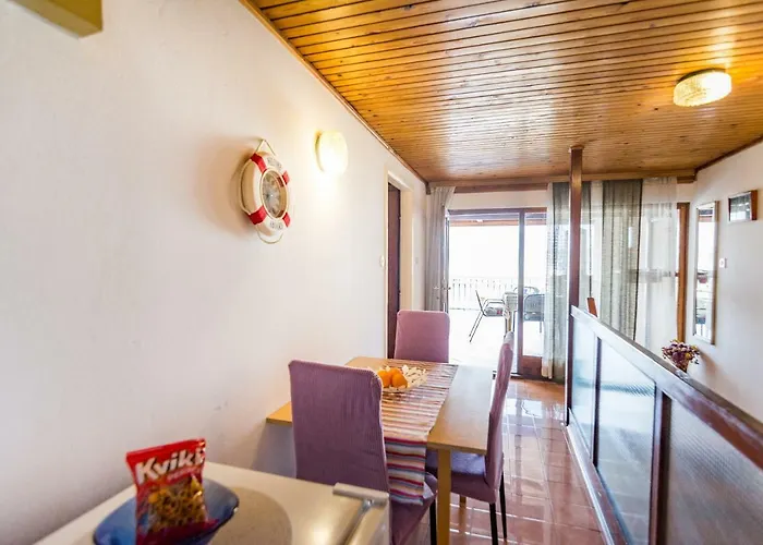 Апартаменты Ivana Биоград-на-Мору